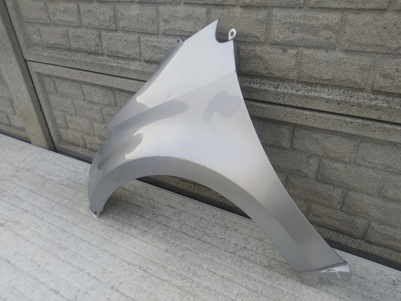 TOYOTA YARIS 4 IV 19-22 BŁOTNIK PRZEDNI LEWY - (12410374391)