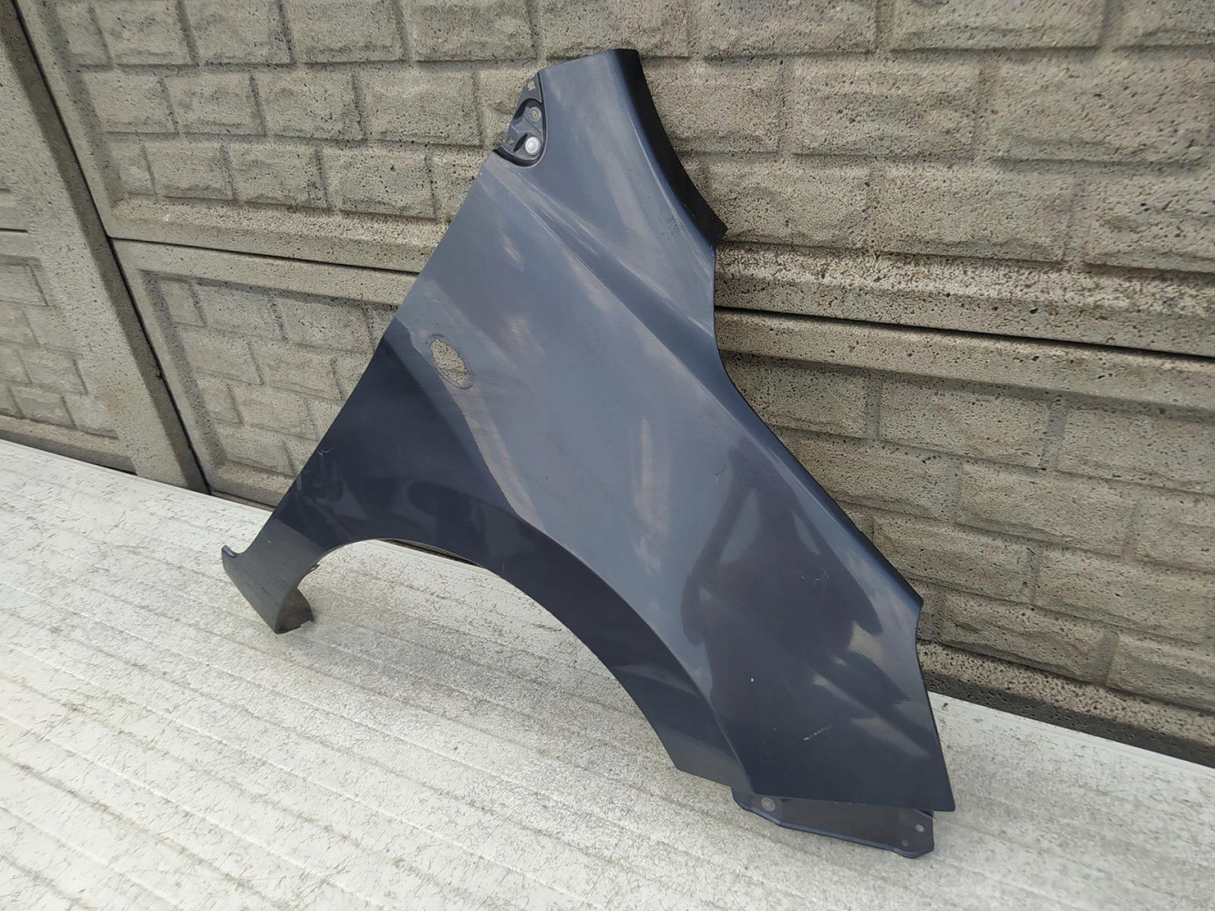 SUZUKI CELERIO 14-20 BŁOTNIK PRZEDNI PRAWY - (12417030469)