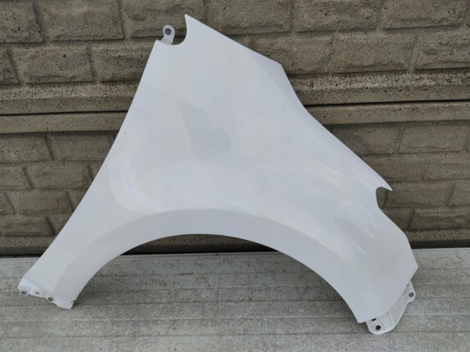 TOYOTA YARIS 4 IV 19-22 BŁOTNIK PRAWY PRZEDNI - (12452295089)