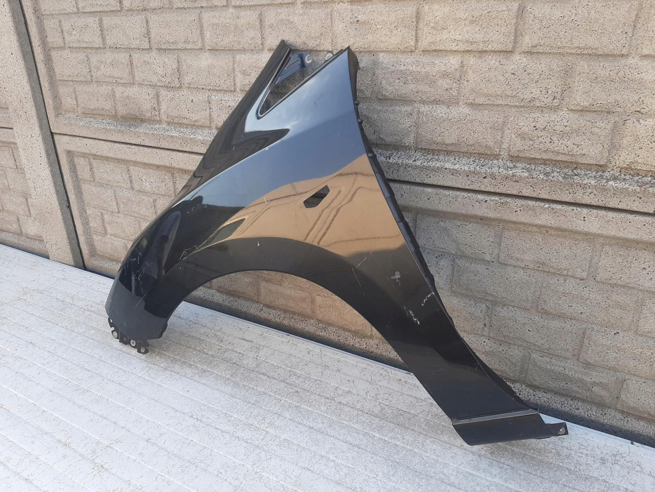 MAZDA 5 V 10-18 BŁOTNIK PRZEDNI LEWY - (12470786083)