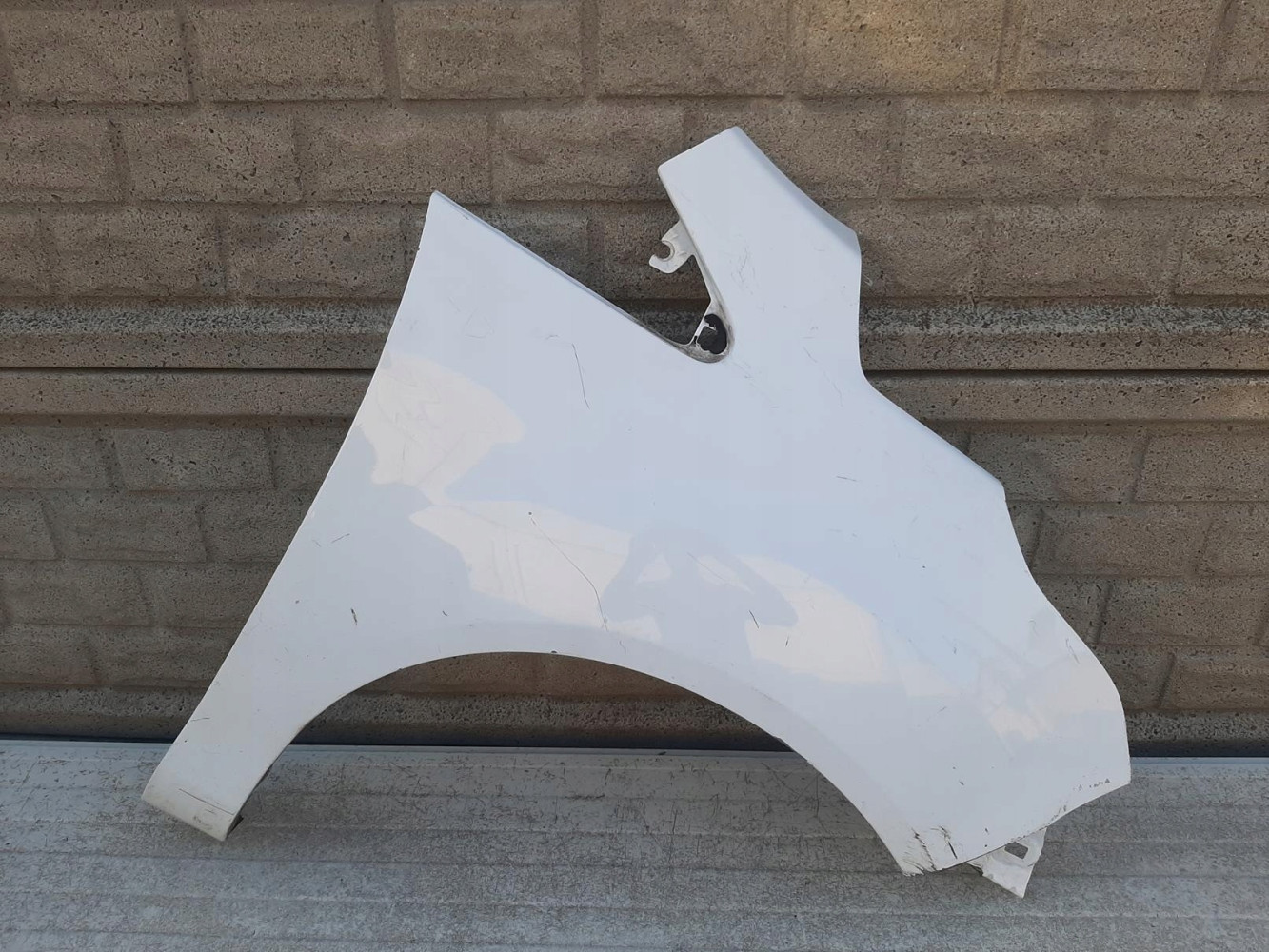 FORD B-MAX 2013-2017 BŁOTNIK PRAWY PRZEDNI - (12470799513)