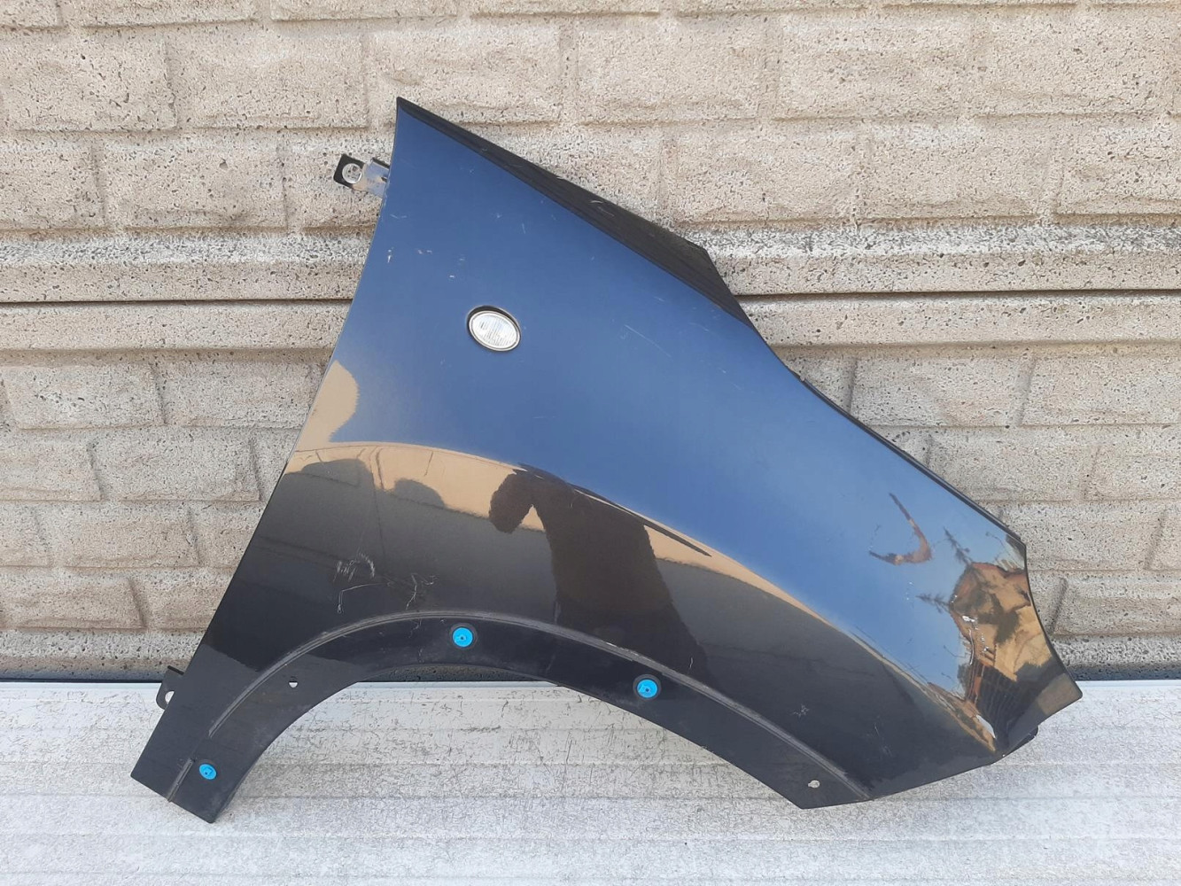 FIAT 500L TREKKING BŁOTNIK PRZEDNI PRAWY - (12470934914)