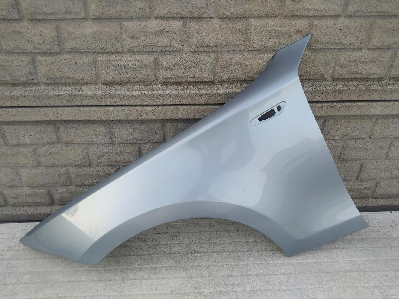 BMW 1 E87 E88 E81 E82 2004 - 2011 BŁOTNIK LEWY - (12510879985)