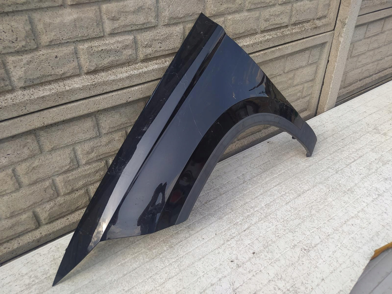 SEAT ATECA BŁOTNIK LEWY PRZEDNI - (12516464983)