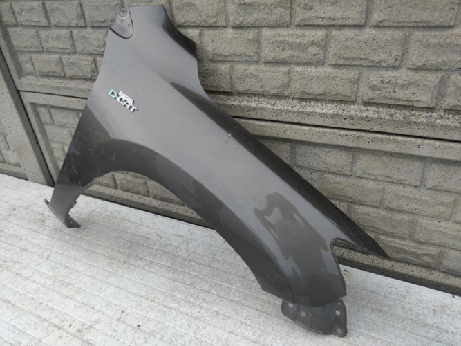 TOYOTA RAV 4 IV LIFT 10-13 BŁOTNIK PRAWY PRZEDNI - (12526637820)