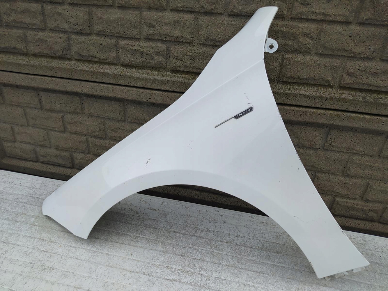 MERCEDES A KLASA W177 W 177 BŁOTNIK PRZEDNI LEWY - (12541528275)