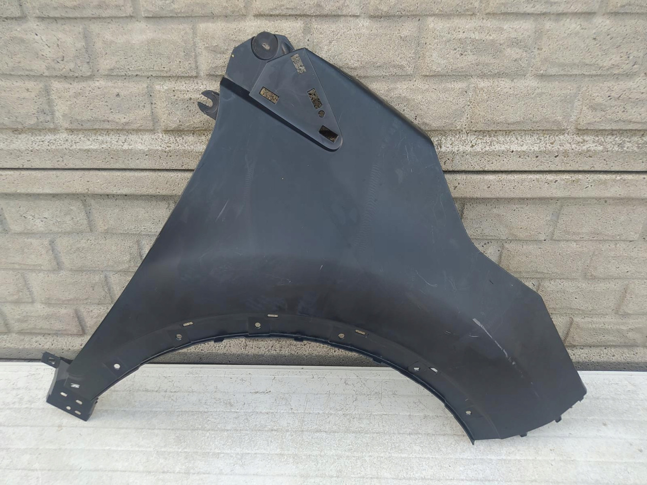 RENAULT CAPTUR 13-18 BŁOTNIK PRZEDNI PRAWY NOWY - (12551935365)