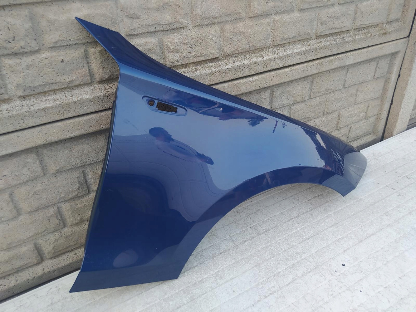 BMW 1 E87 E88 E81 E82 2004 - 2011 BŁOTNIK PRAWY - (12552109836)