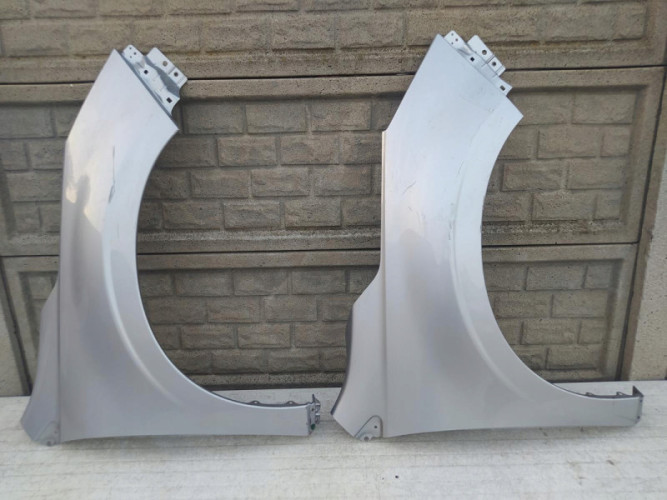 SUBARU FORESTER 13-19 BŁOTNIK PRZEDNI PRAWY - (12554546628)