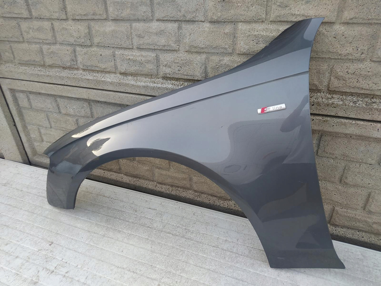 AUDI A4 B8 LIFT 12-16 BŁOTNIK PRZEDNI LEWY - (12562797869)