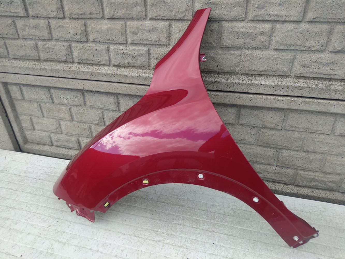 NISSAN JUKE 14-19 LIFT BŁOTNIK LEWY PRZEDNI - (12572741130)
