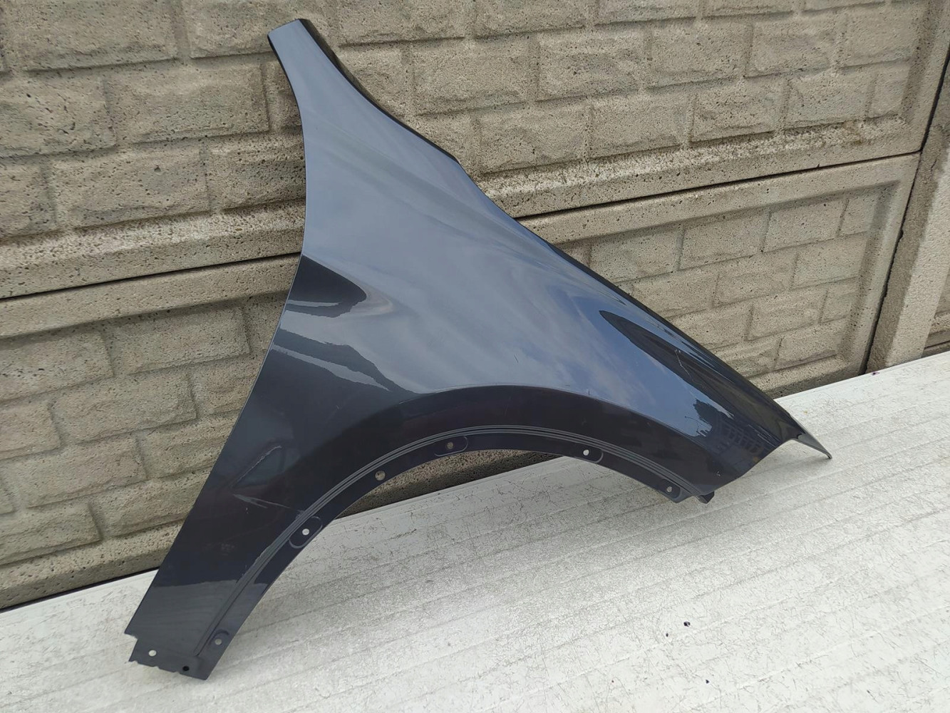 BŁOTNIK PRAWY PRZEDNI BMW X1 F48 2015 - 2022 - (12600876721)