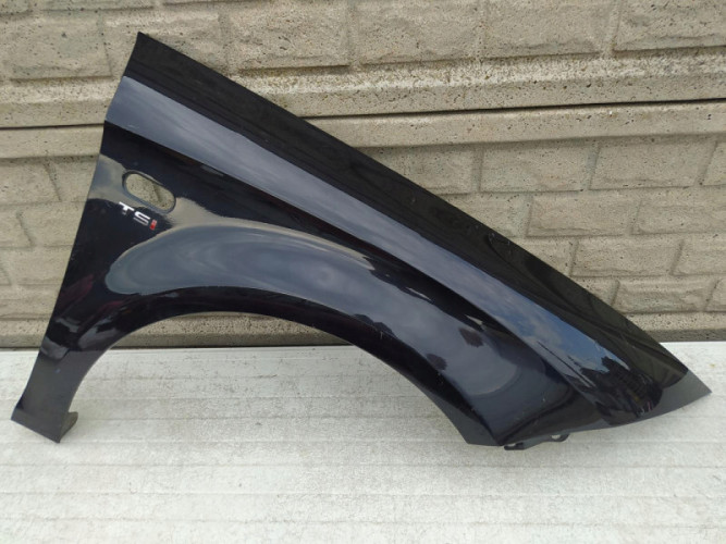 SEAT LEON 2 II 2005-2013 BŁOTNIK PRZEDNI PRAWY - (12600904795)