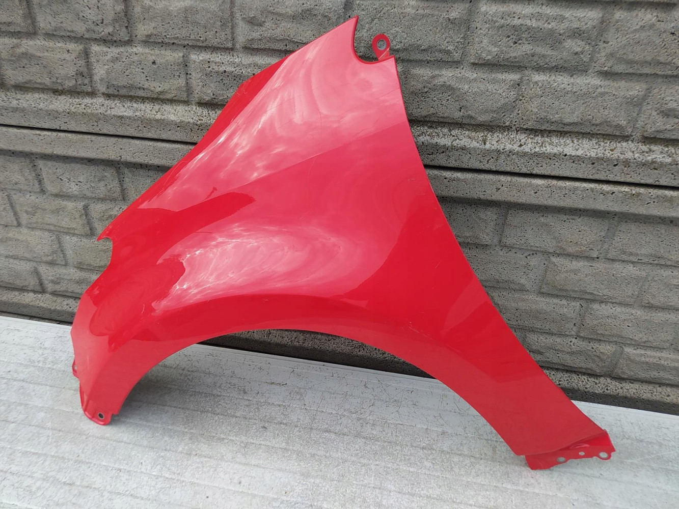 TOYOTA YARIS 4 IV 19-22 BŁOTNIK PRZEDNI LEWY - (12614732068)