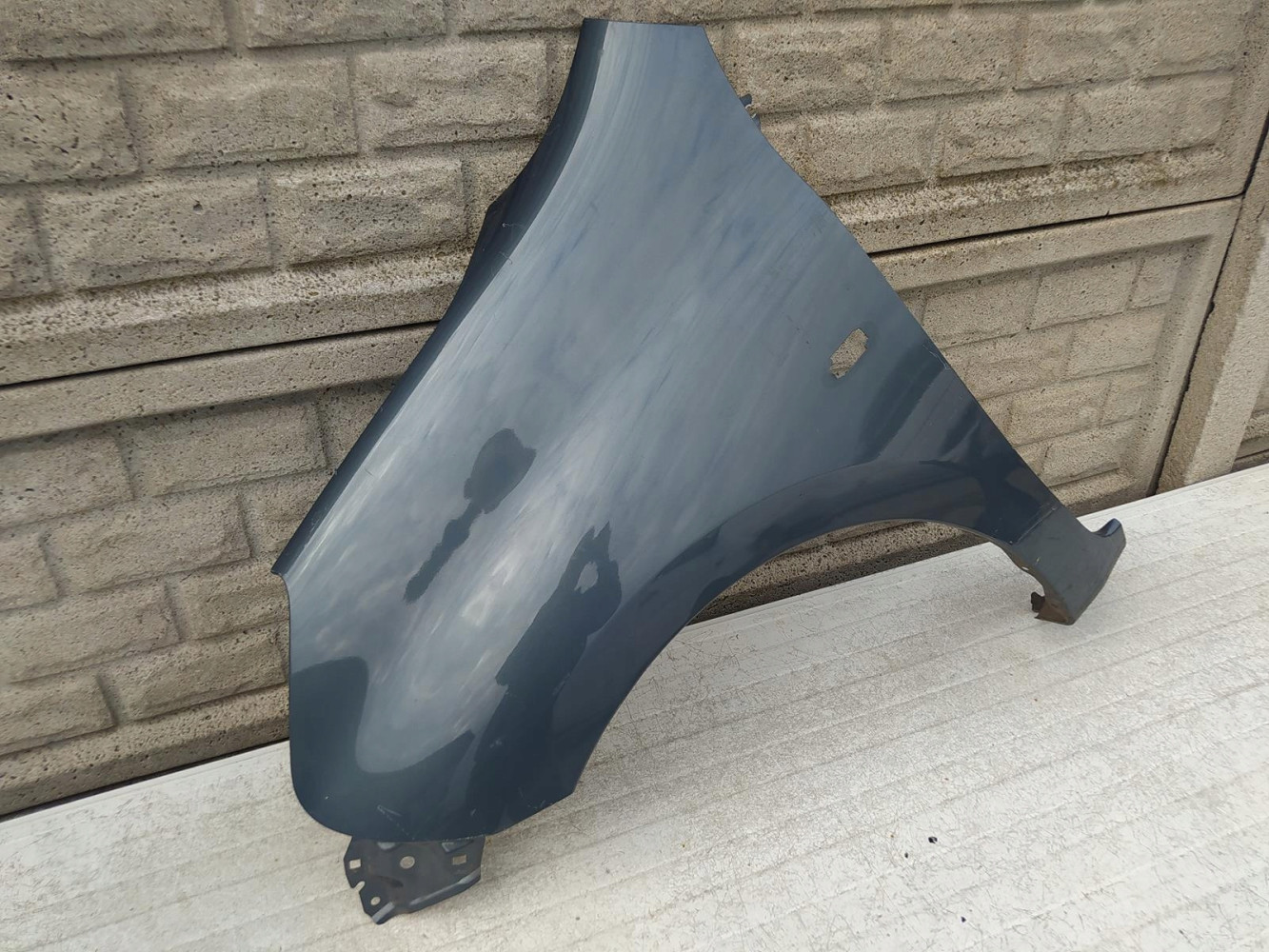 NISSAN MICRA K13 LIFT 13-18 BŁOTNIK PRZEDNI LEWY - (12624137472)