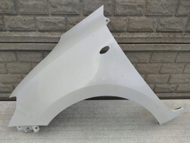 SUZUKI SWIFT MK8 17-22 BŁOTNIK PRZEDNI LEWY - (12624410297)