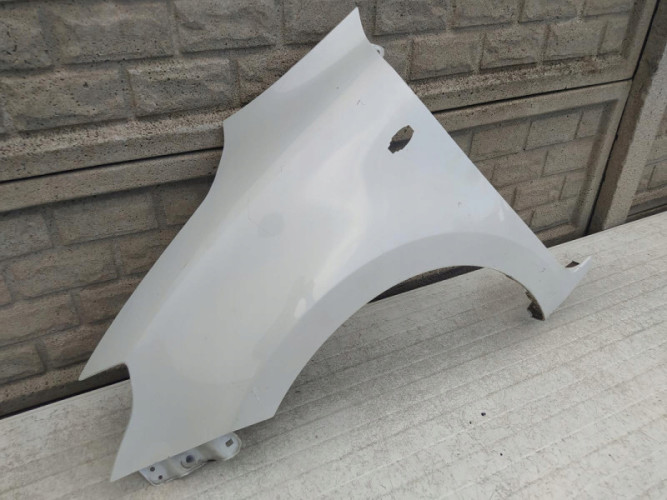 SUZUKI SWIFT MK8 17-22 BŁOTNIK PRZEDNI LEWY - (12624410297)