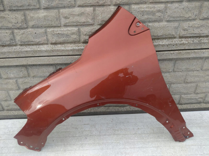 SUZUKI SX4 S CROSS 14-20 BŁOTNIK LEWY PRZEDNI - (12626357335)