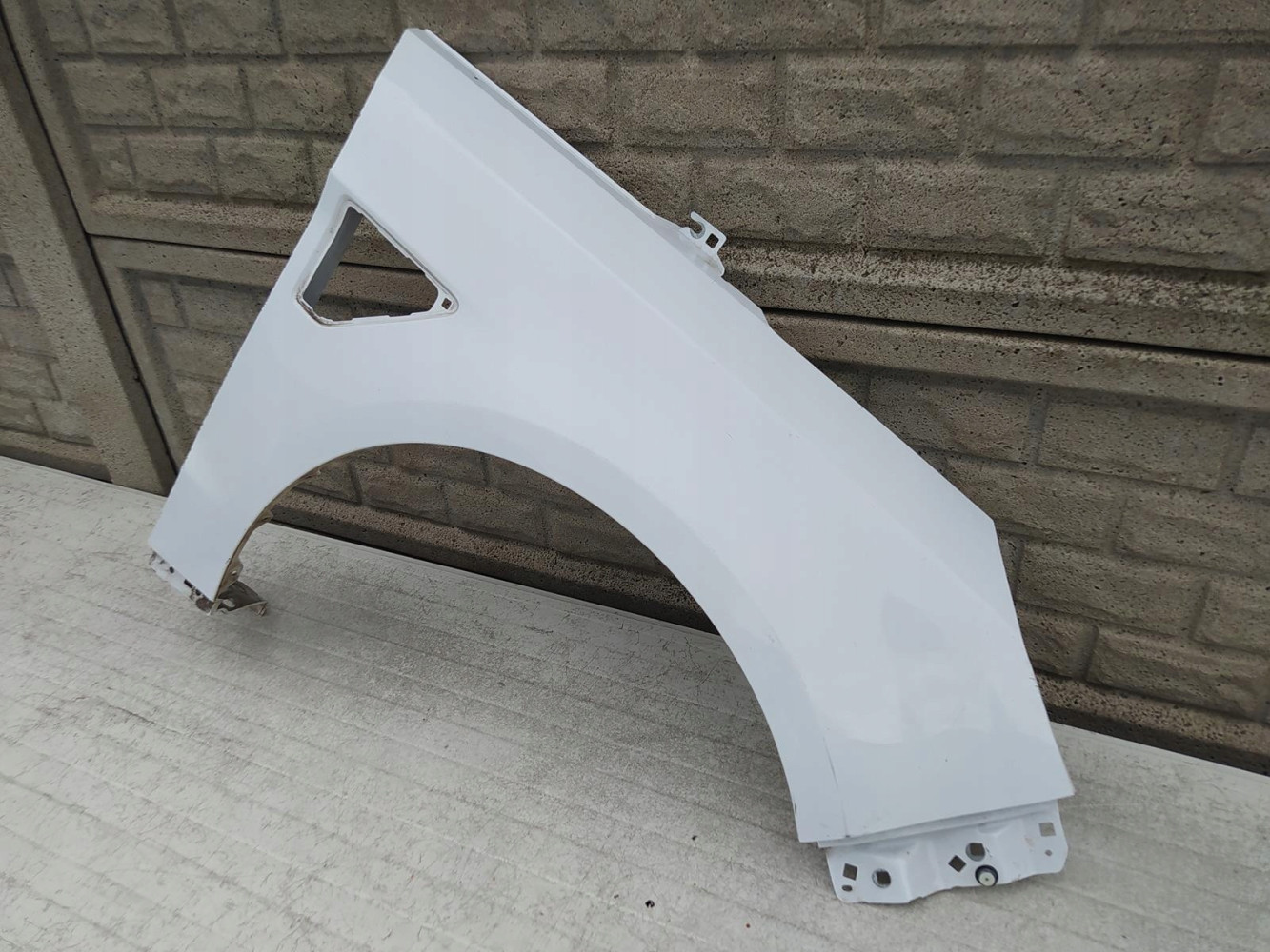 FORD S-MAX MK2 2015-2022 BŁOTNIK PRAWY PRZEDNI - (12630741135)