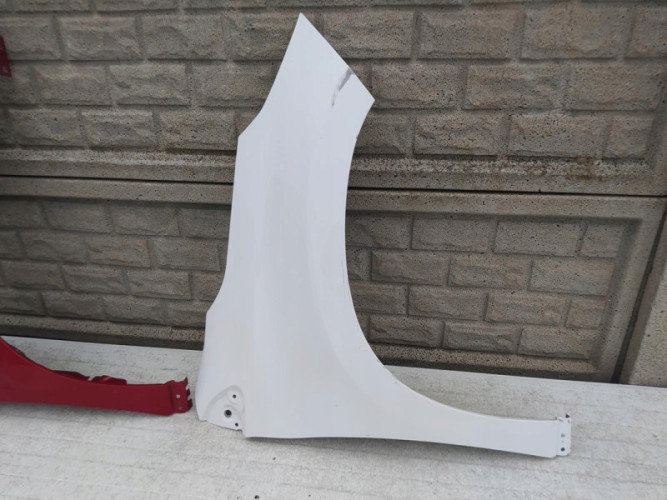 PEUGEOT 2008 14-18 BŁOTNIK PRZEDNI PRAWY - (12630766427)