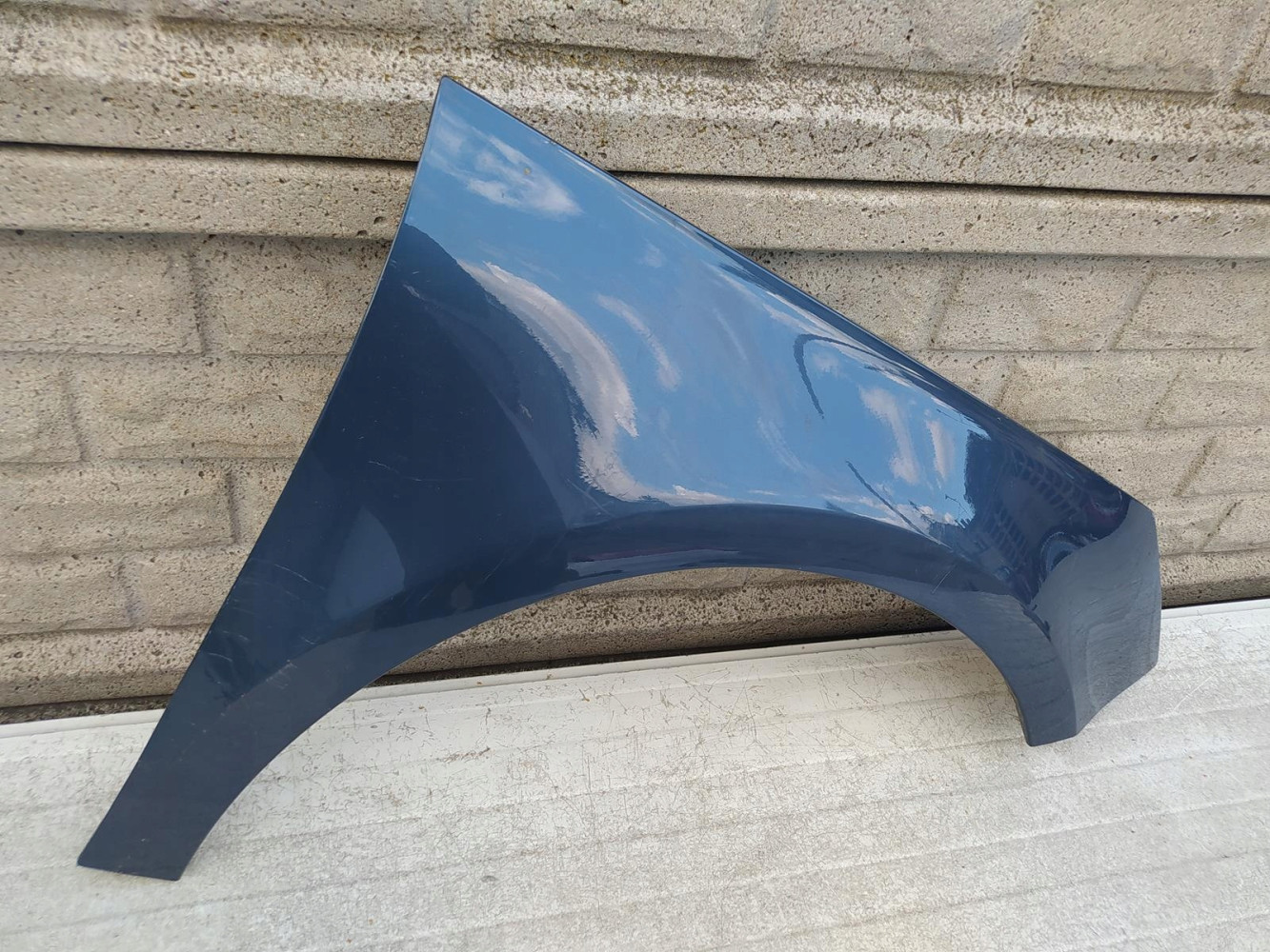 AUDI A1 8X0 2010-2017 BŁOTNIK PRZEDNI PRAWY - (12638037025)