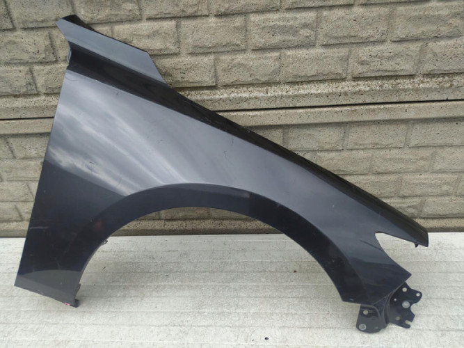 MAZDA III 3 2019 -2022 BŁOTNIK PRAWY PRZEDNI - (12639933125)