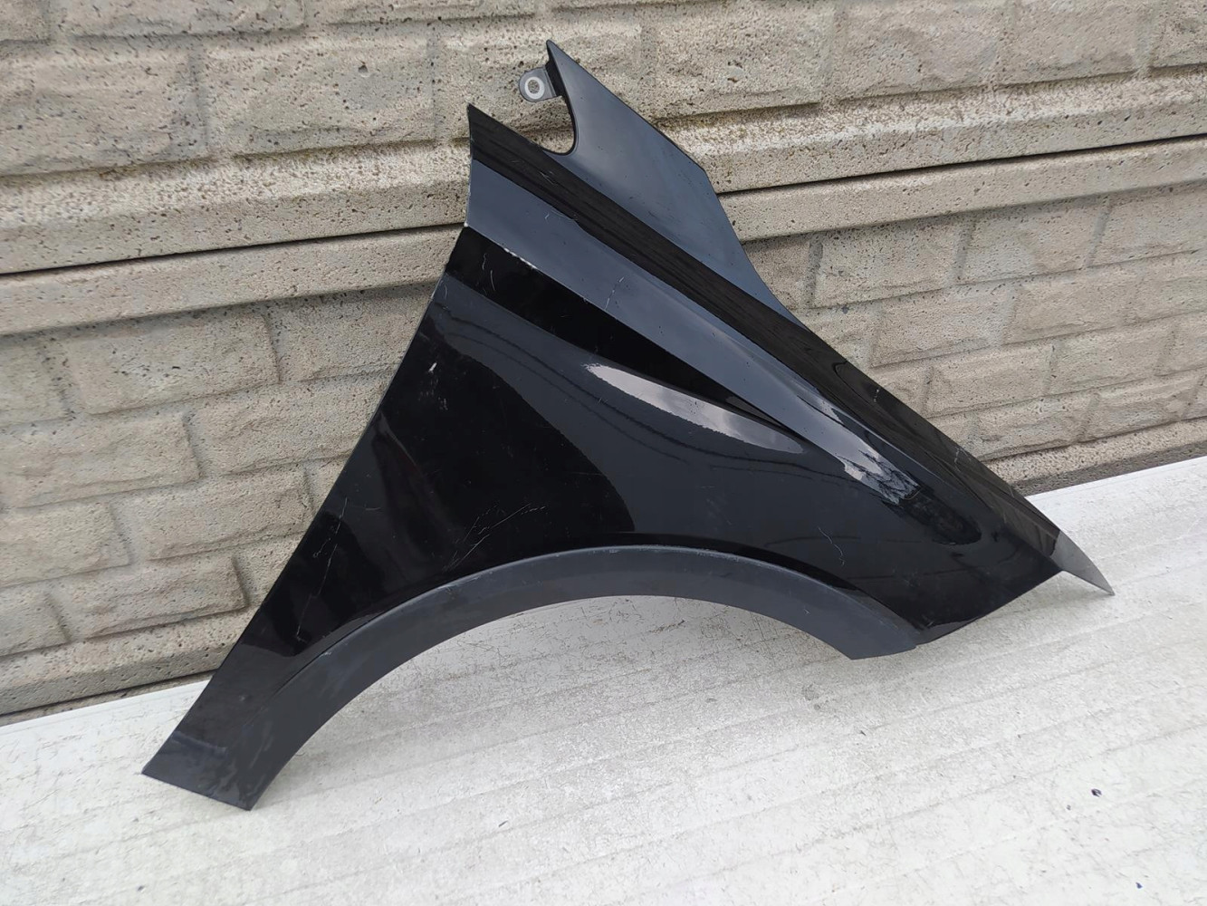 SEAT ARONA BŁOTNIK PRZEDNI PRAWY - (12646609948)