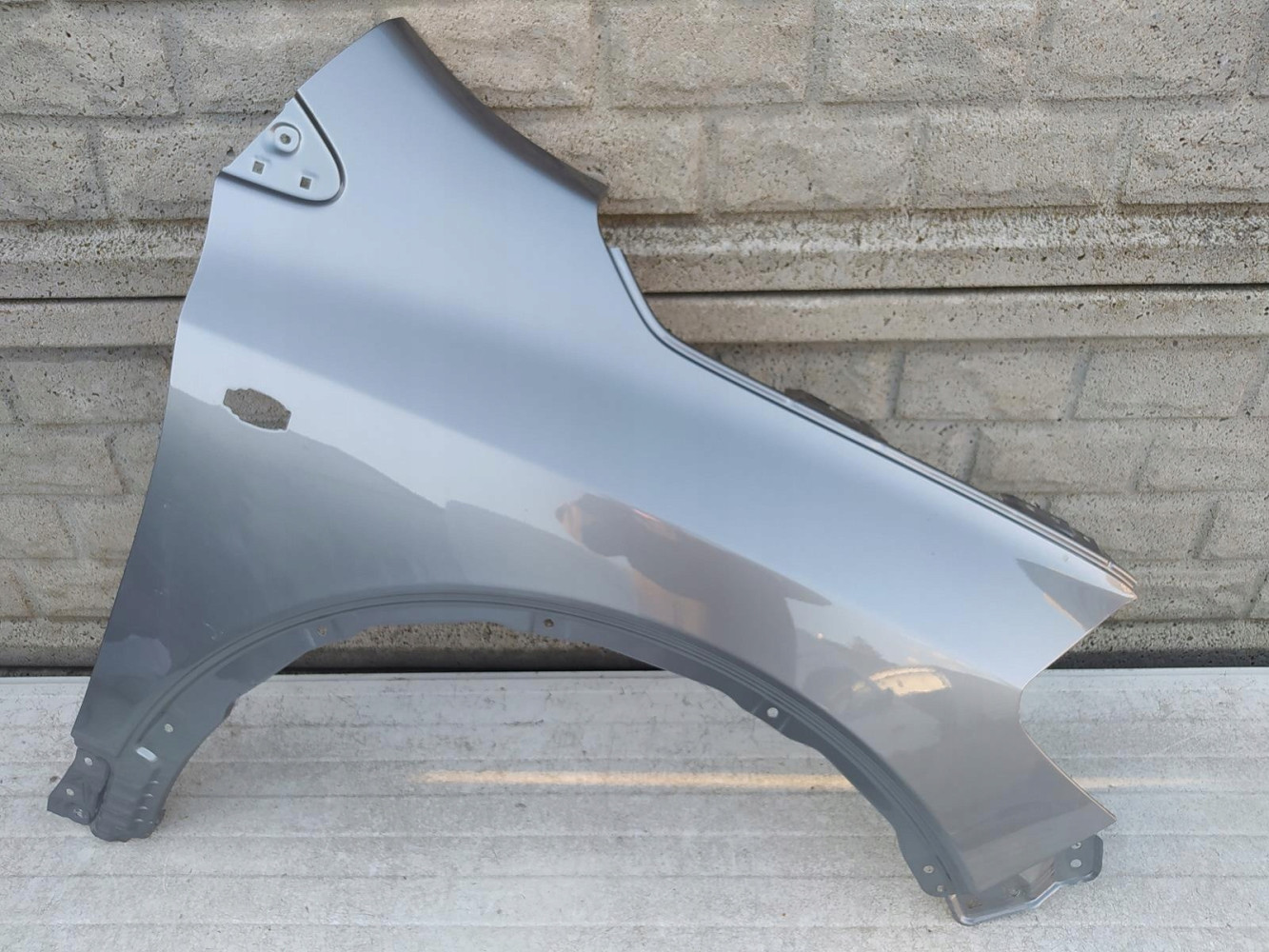 SUZUKI SX4 S CROSS 14-20 BŁOTNIK PRZEDNI PRAWY - (12650587986)