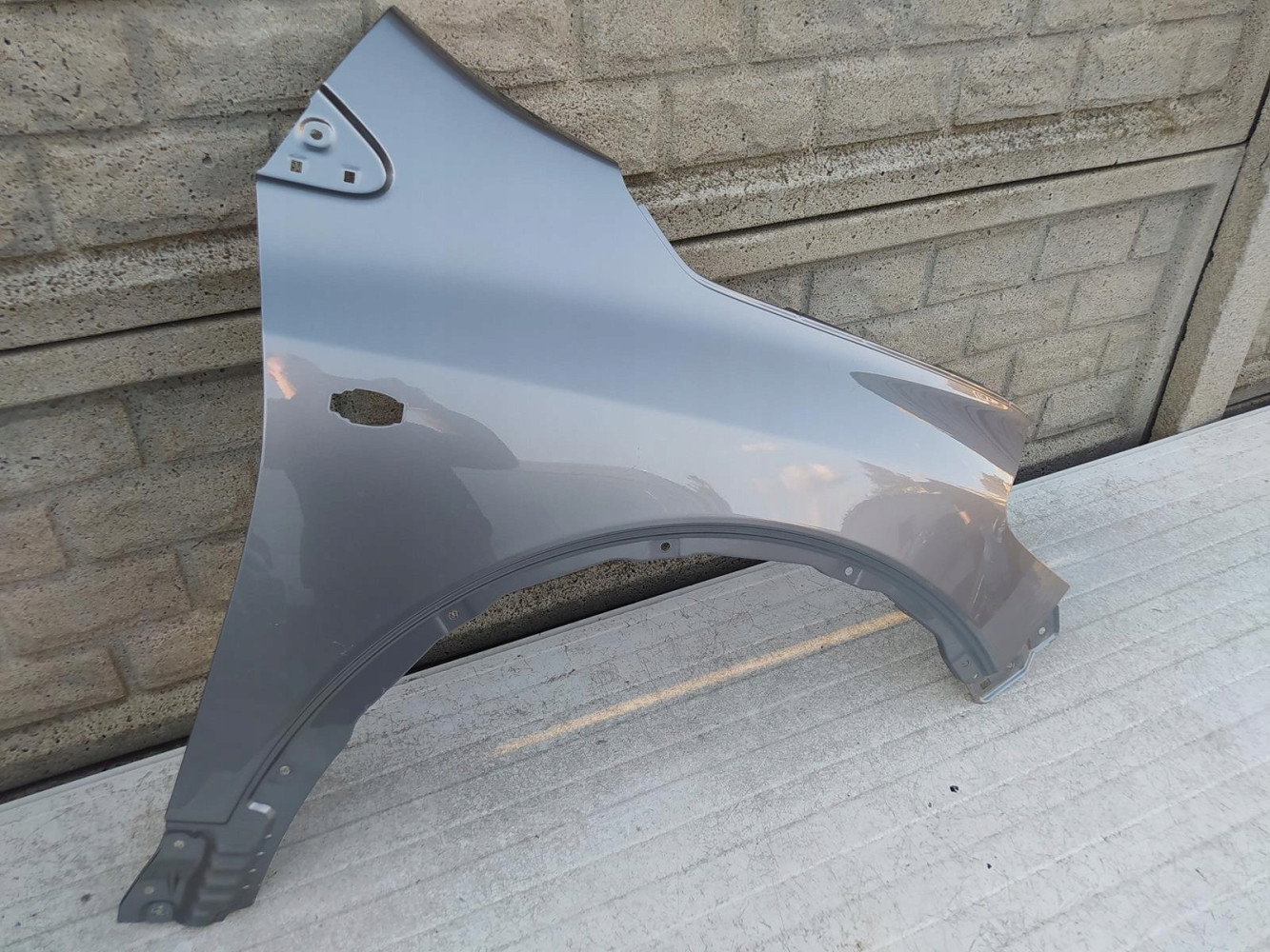 SUZUKI SX4 S CROSS 14-20 BŁOTNIK PRZEDNI PRAWY - (12650587986)