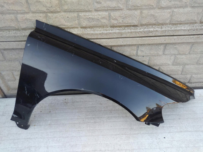 VOLVO C70 2005- BLOTNIK PRZEDNI PRAWY - (12652476329)