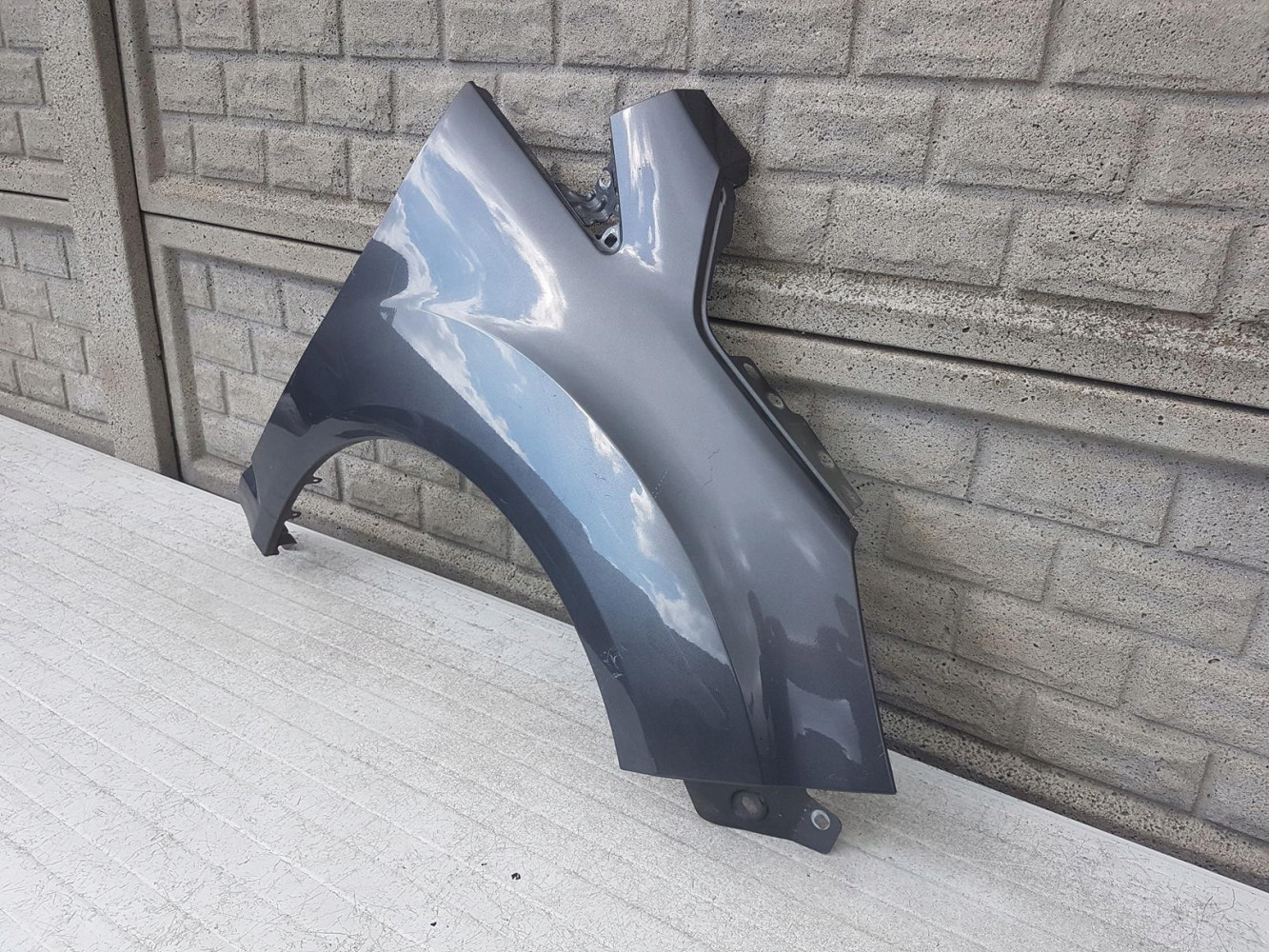 FORD C-MAX MK2 2011-2019 BŁOTNIK PRAWY PRZEDNI - (12657364140)