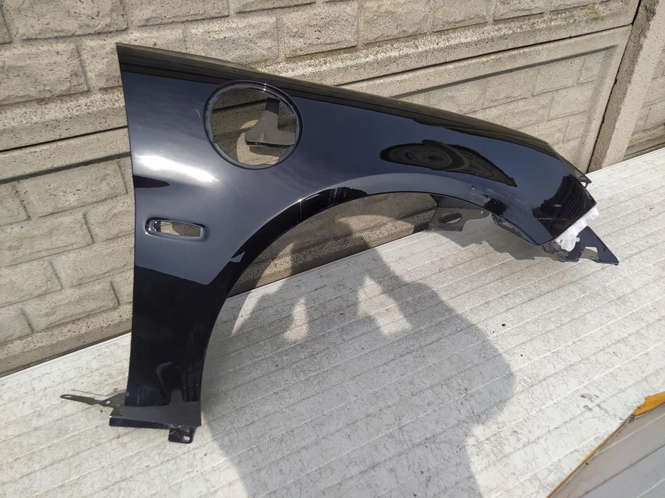 RENAULT ALPINE BŁOTNIK PRZEDNI PRAWY - (12657491373)