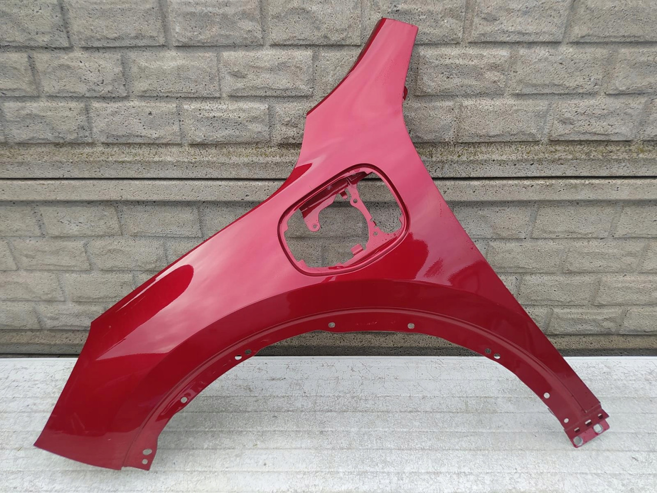 FORD KUGA HYBRYDA MK3 20-22 BŁOTNIK PRZEDNI LEWY - (12676985297)