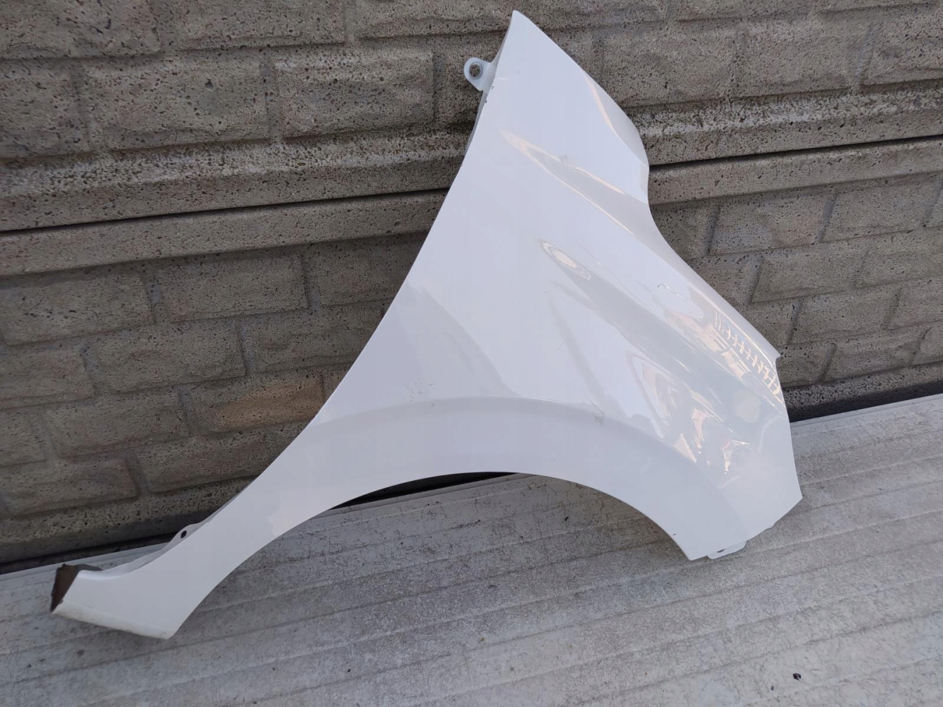 HYUNDAI I10 i 10 2021-2024 BŁOTNIK PRAWY PRZÓD - (12678493171)
