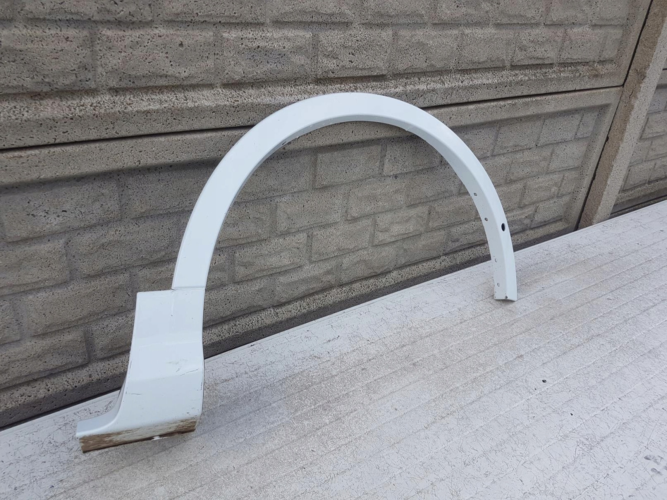 Listwa błotnika przedniego prawa FORD KUGA MK2 - (12683611113)