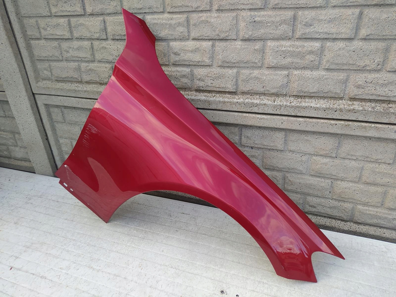 MERCEDES C KLASA W205 14-20 BŁOTNIK PRAWY PRZEDNI - (12698345951)