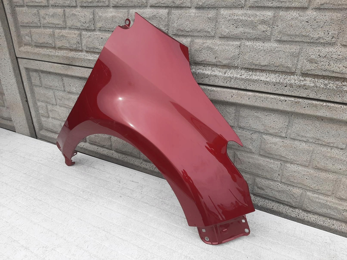 TOYOTA YARIS 4 IV 19-22 BŁOTNIK PRAWY PRZEDNI - (12703392201)