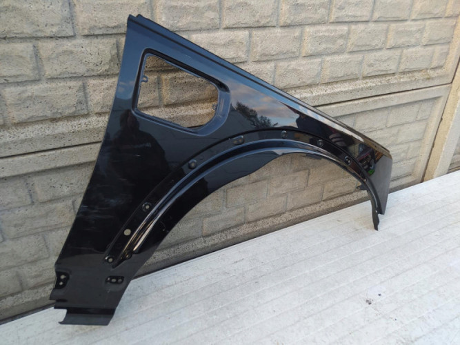 LAND ROVER DISCOVERY IV 09-16 BŁOTNIK PRZEDNI PRAWY - (12706551363)