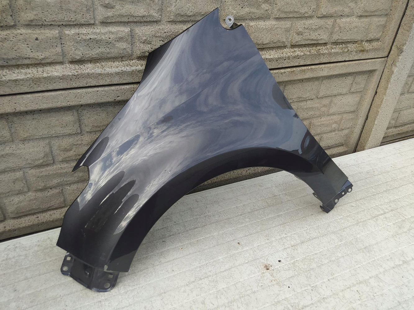 TOYOTA YARIS 4 IV 19-22 BŁOTNIK LEWY PRZEDNI - (12707115942)