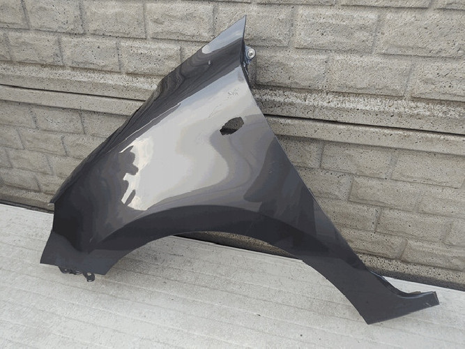 SUZUKI SWIFT MK8 17-22 BŁOTNIK PRZEDNI LEWY - (12725739998)