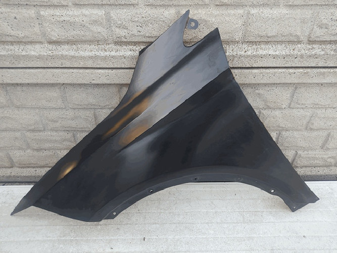 SEAT ARONA BŁOTNIK PRZEDNI LEWY N.O - (12737708739)