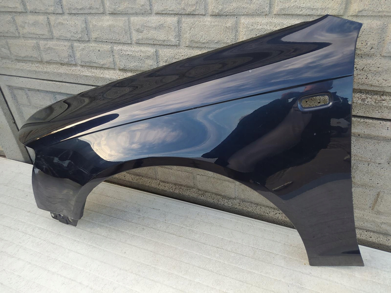 AUDI A6 C6 4F0 2005 - 2008 BŁOTNIK PRZEDNI LEWY - (12756797945)