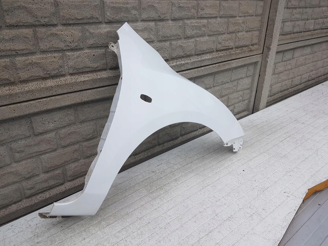 MAZDA 3 III 2008-2013 BŁOTNIK PRZEDNI PRAWY - (12761620020)