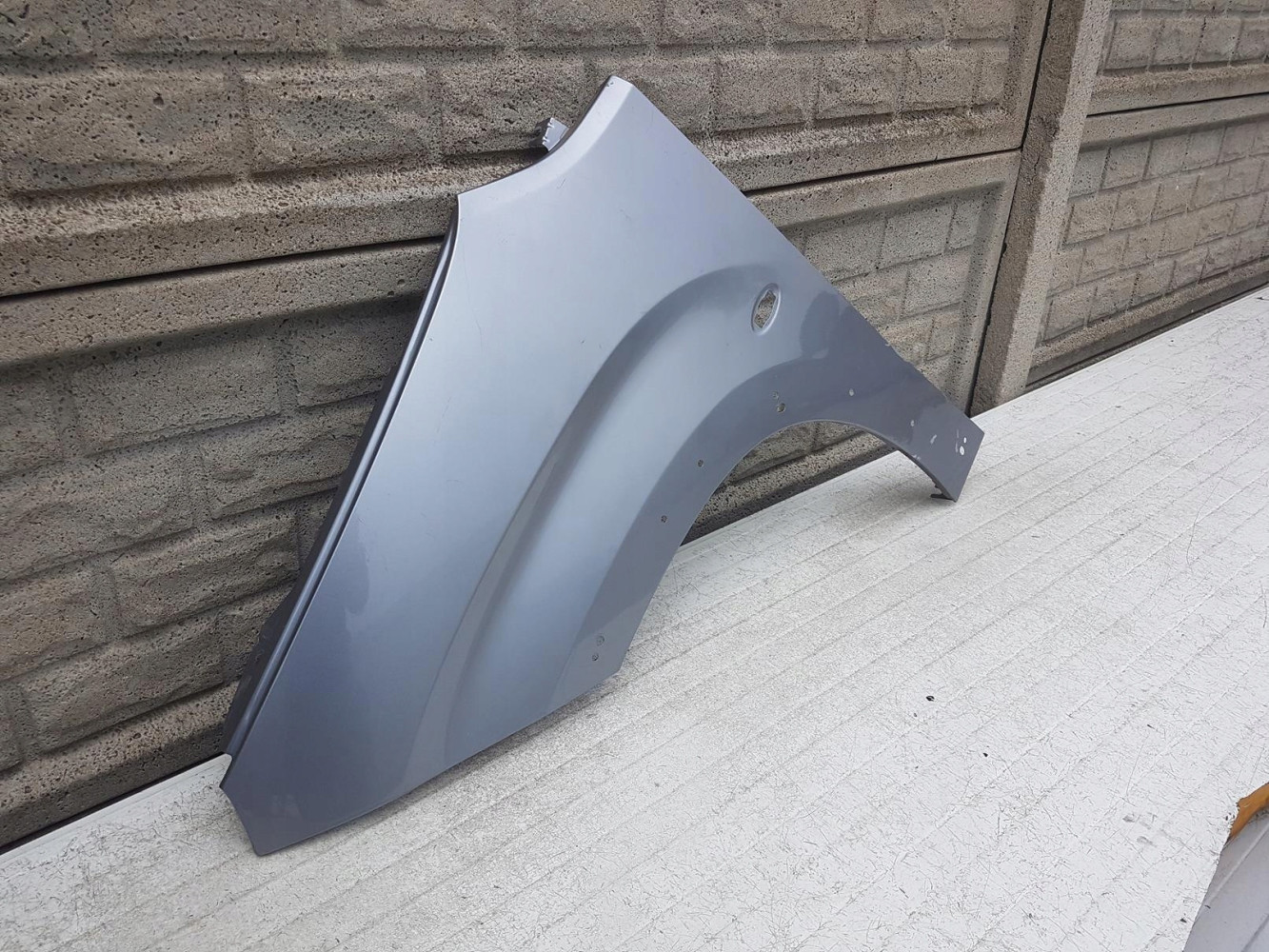 PEUGEOT RIFTER PARTNER BERLINGO IV BŁOTNIK LEWY - (12761629543)