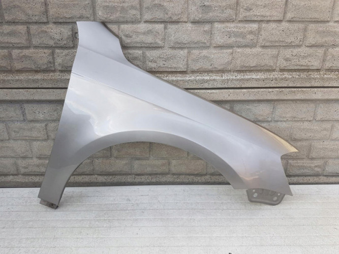 BŁOTNIK PRZEDNI PRAWY VW PASSAT B7 2010 - 2017 - (12766684758)