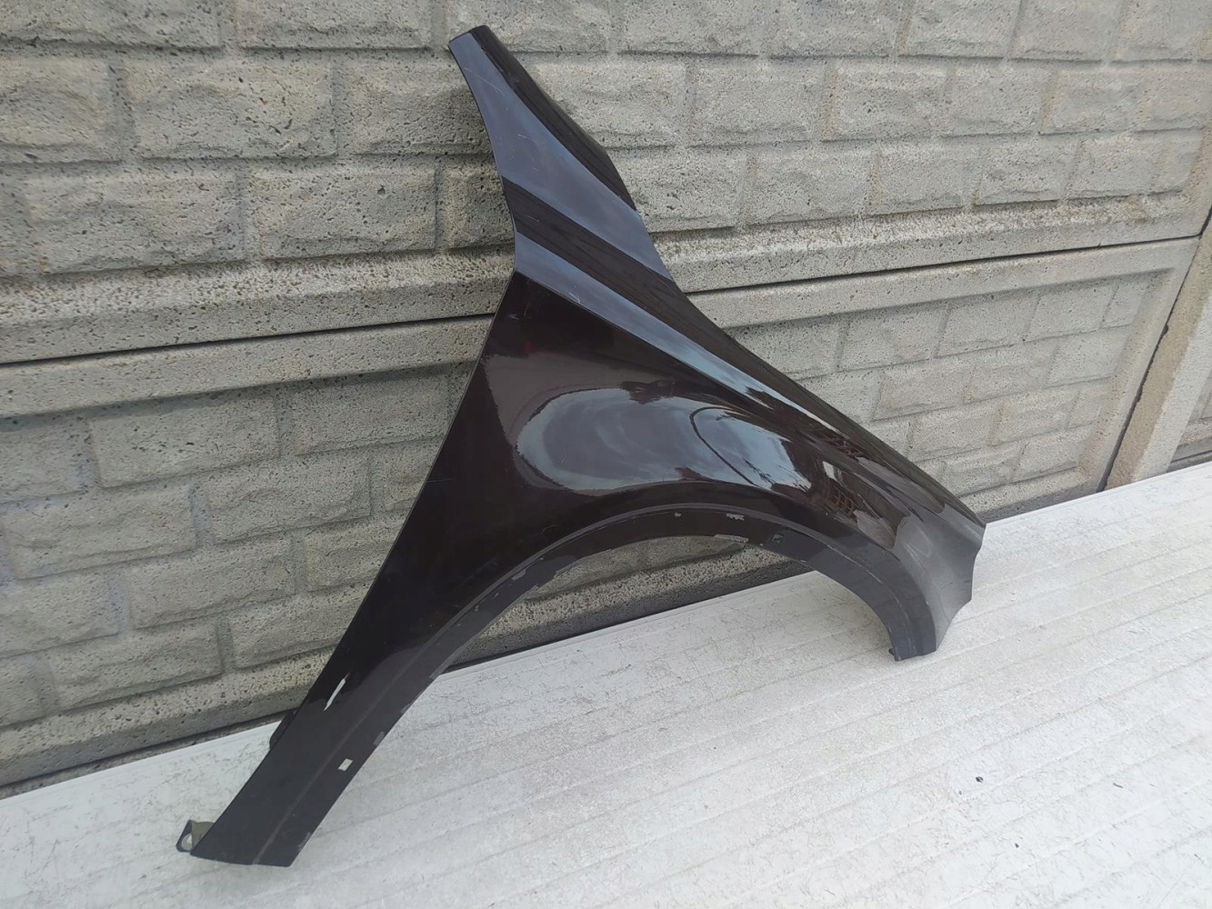 MERCEDES GLA W 156 W156 BŁOTNIK PRZEDNI PRAWY - (12771507797)