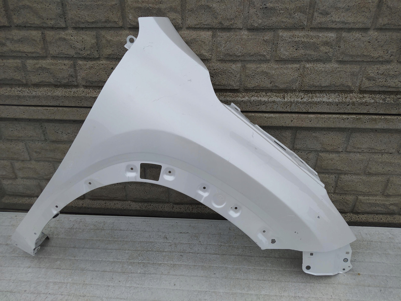 LEXUS NX BŁOTNIK PRAWY PRZEDNI - (12791852397)