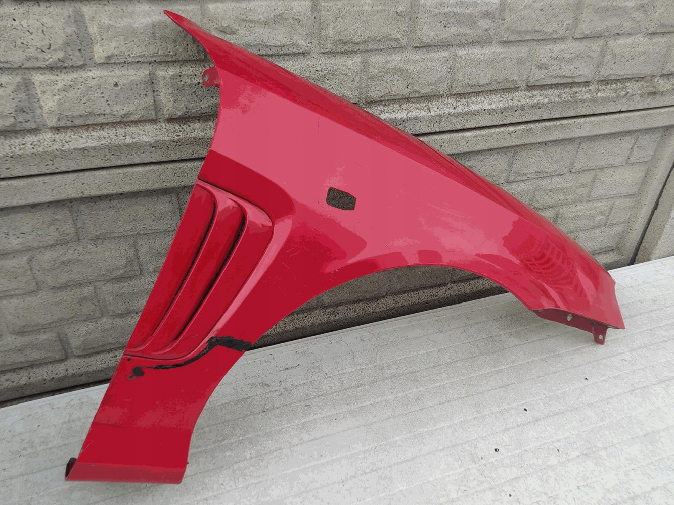 HYUNDAI COUPE TRIBURON BŁOTNIK PRZEDNI PRAWY - (12793579064)