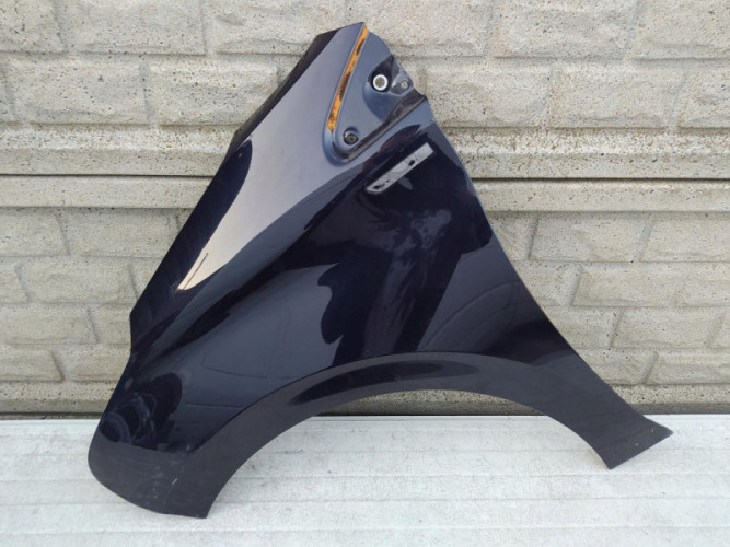 PEUGEOT 208 11-17 BŁOTNIK LEWY PRZEDNI - (12796859702)