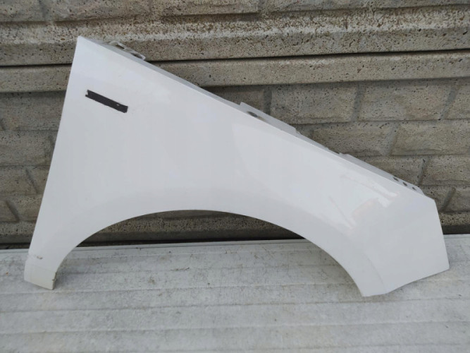 AUDI A1 8X0 2010-2017 BŁOTNIK PRZEDNI PRAWY - (12796896966)